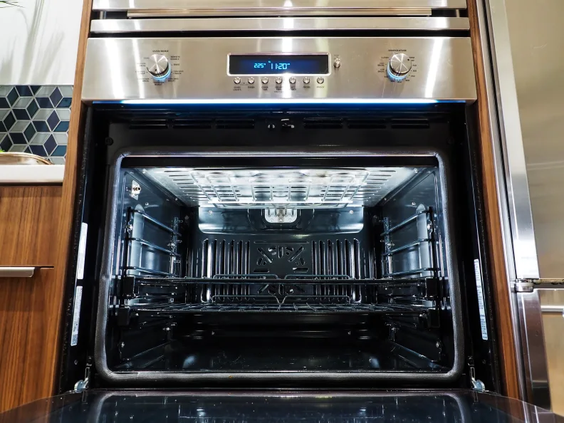 GE Monogram Oven Repairs in LA: DIY Solutions for Common Issues 
